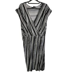 Bobeau Women's Faux Wrap Short Sleeve Midi Dress 1X Plus